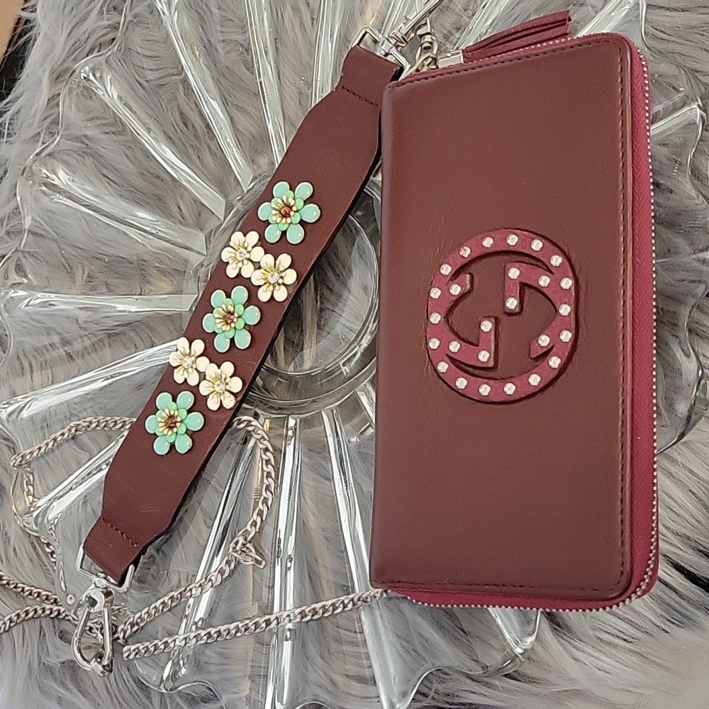 Gucci Zippy maroon long wallet in chain